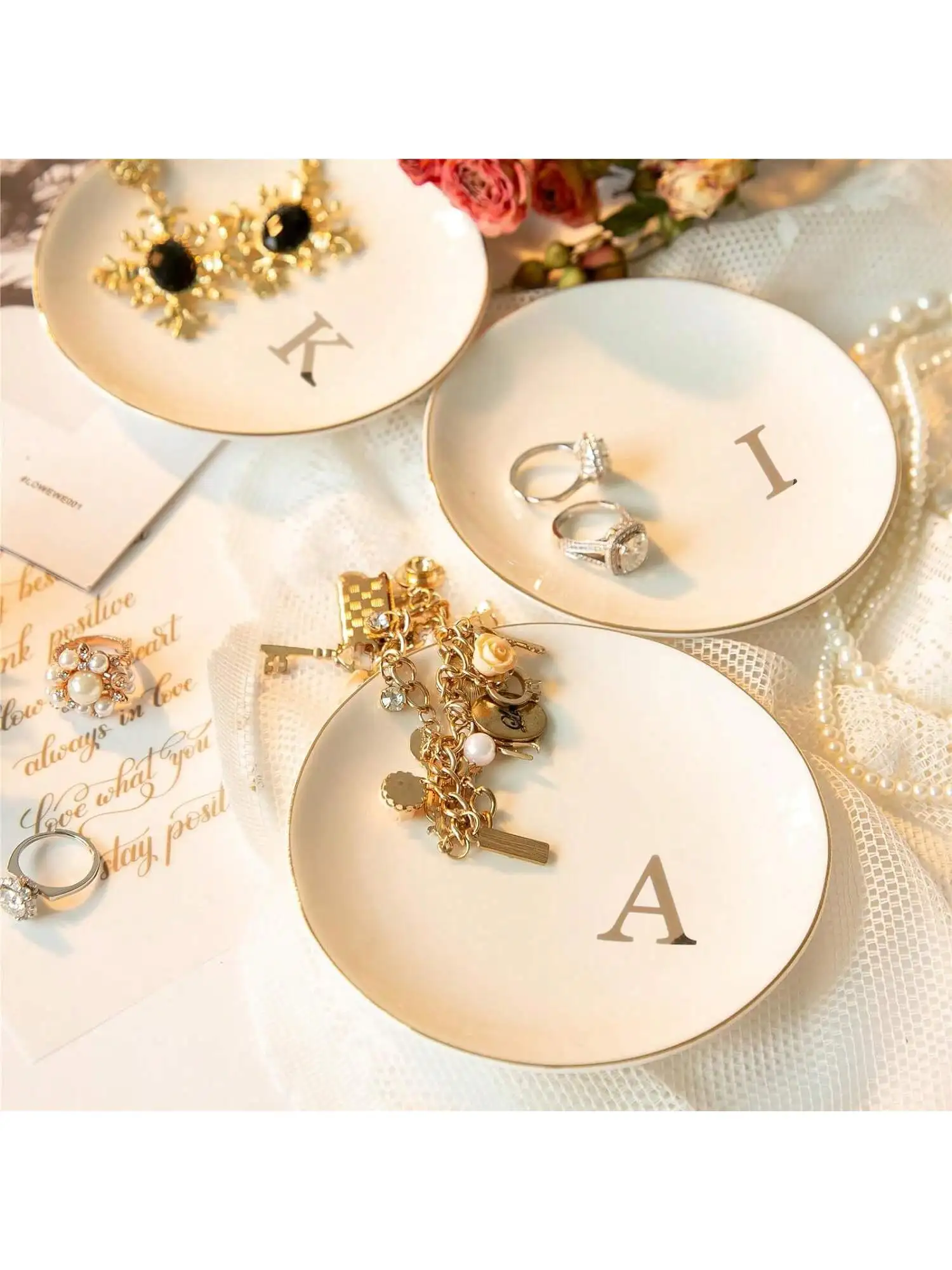 개인화 된 A-Z 모노그램 선물이 포함 된 이니셜 링  - Wedding Z 리뷰 및 가격